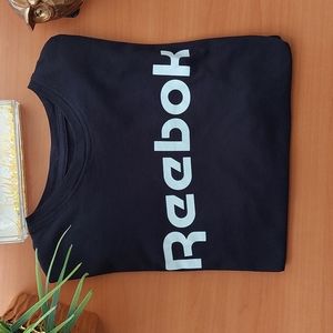 Boys Reebok T-shirt. Athletic light weight T-shirt. Perfect condition